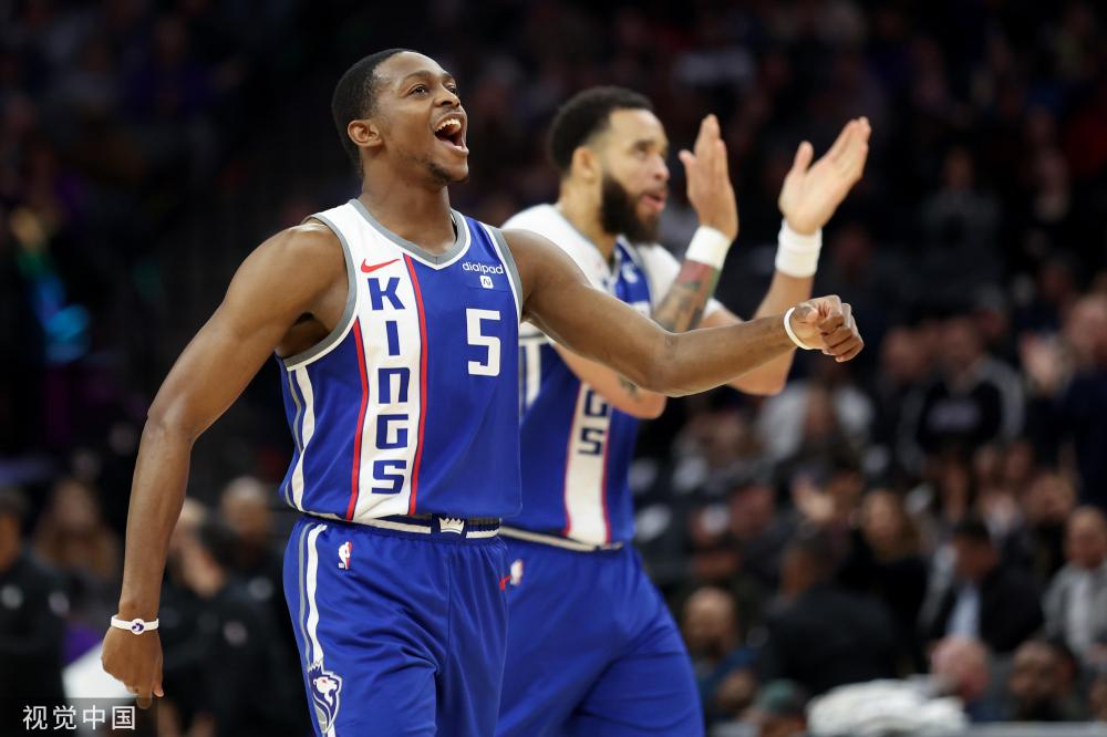 综观两国的 综观两国的