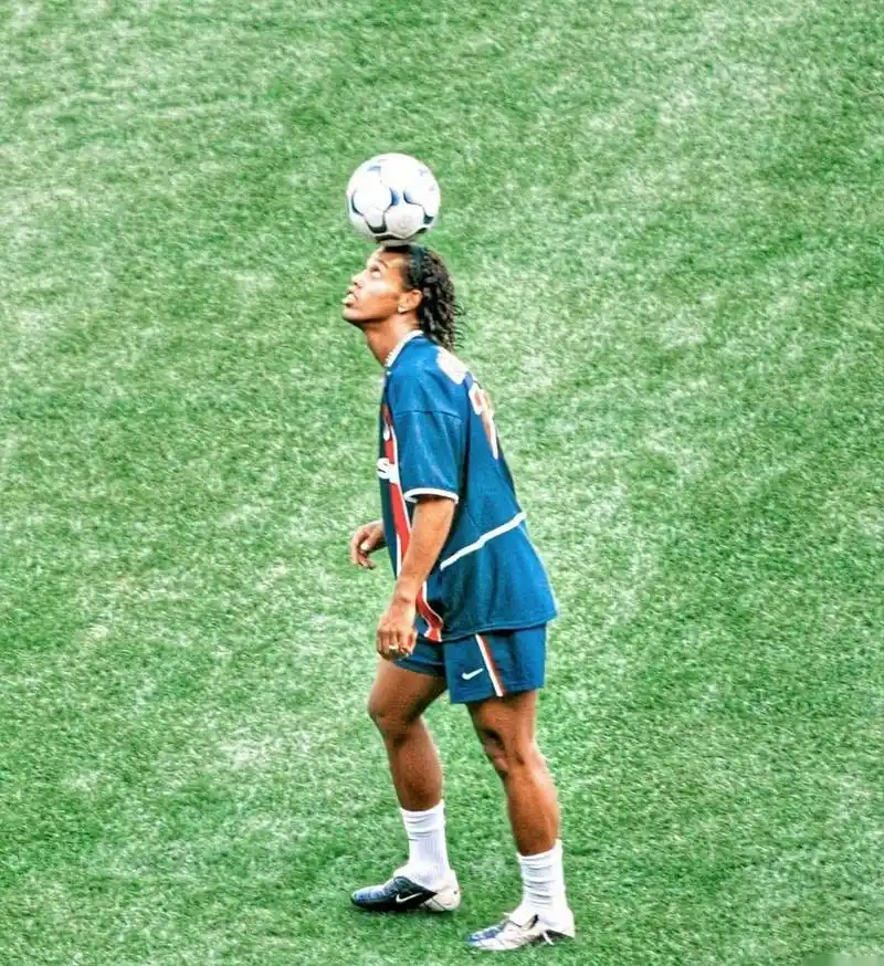 使他不再仅 使他不再仅