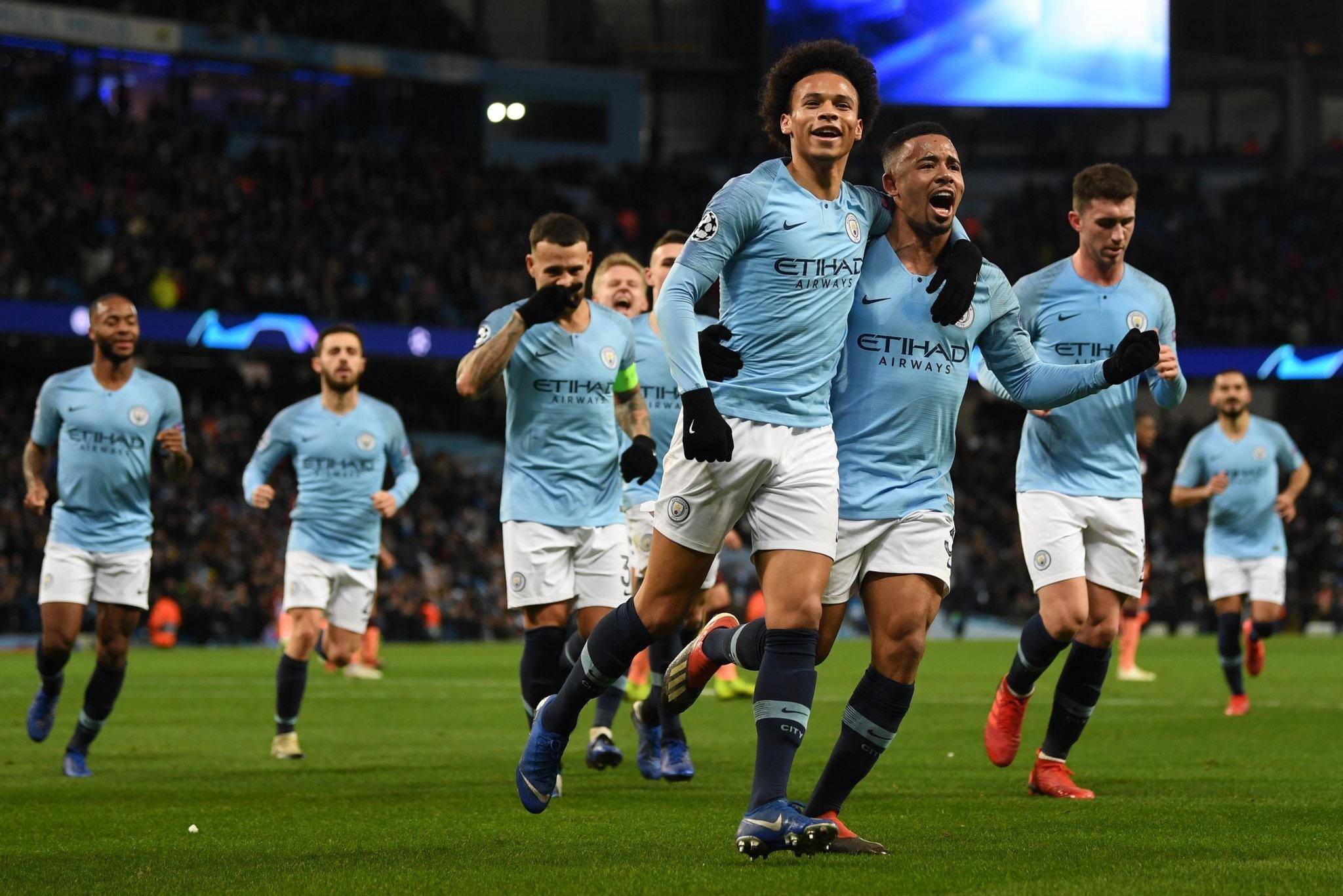 在激烈的足 在激烈的足